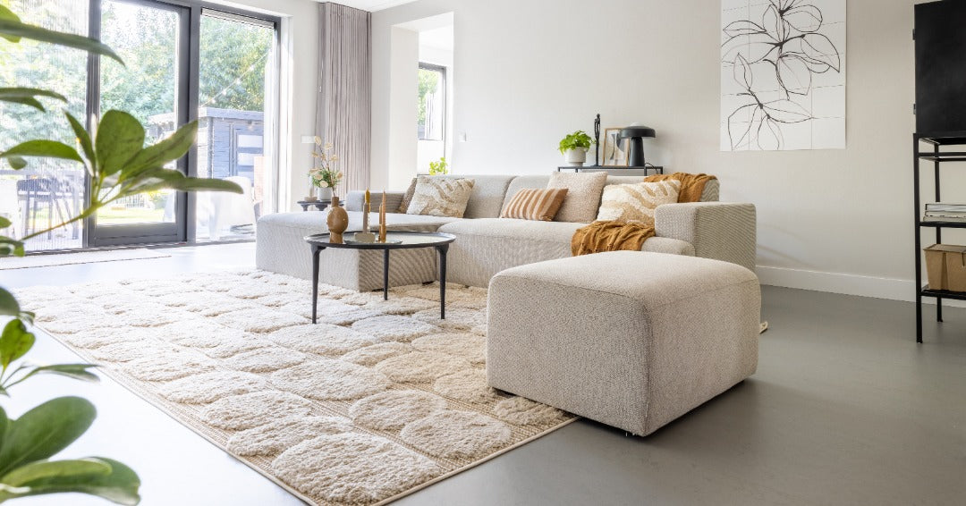 Binnenkijken in de inspirerende nieuwbouwwoning van @melanie.willemsen met bank Moa Binnenkijken in de inspirerende nieuwbouwwoning van @melanie.willemsen met bank Moa