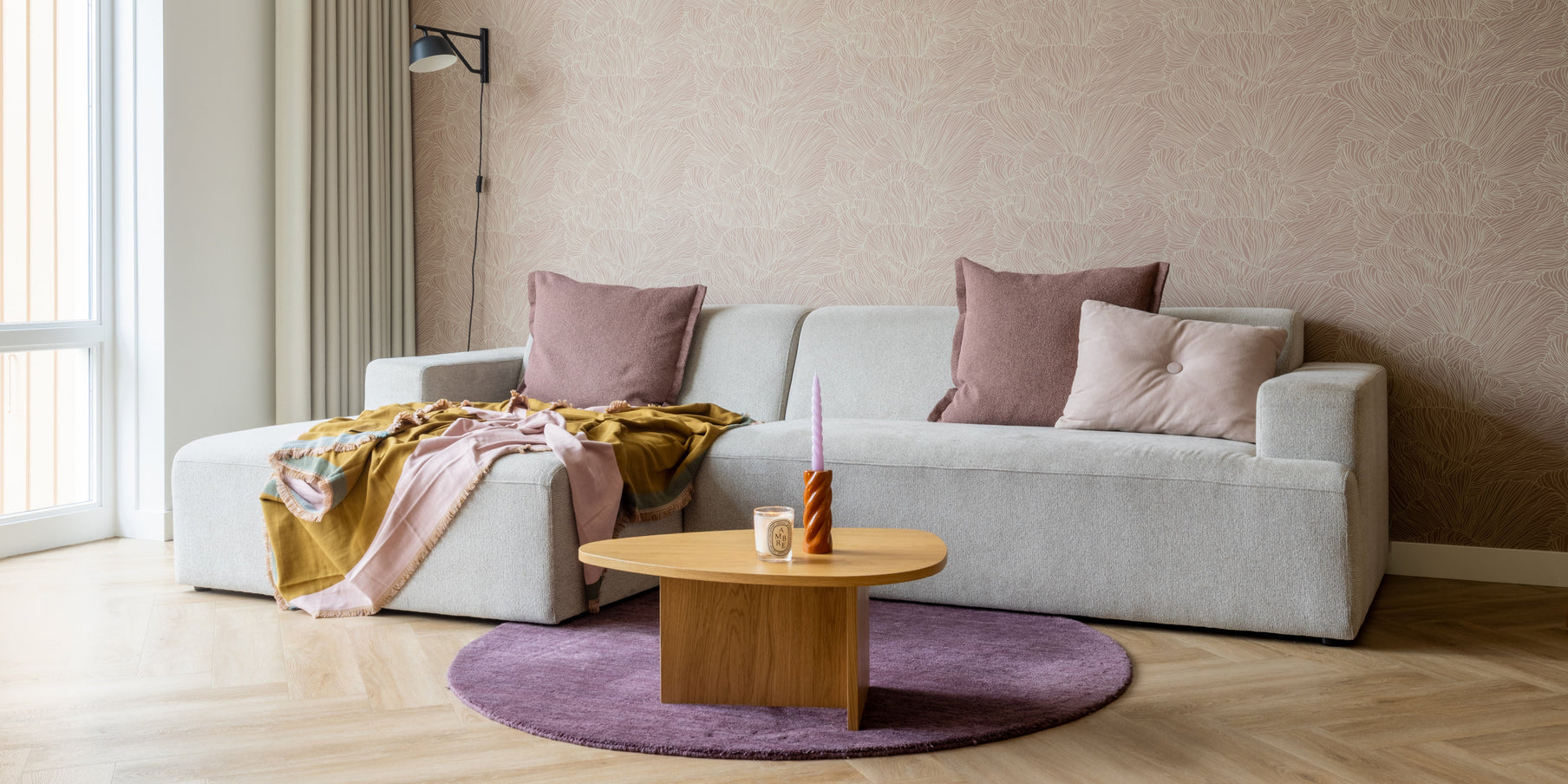 Bank Moa By SIDDE - nieuwbouwwoning - minimalistisch interieur - kleurrijk interieur Bank Moa By SIDDE - nieuwbouwwoning - minimalistisch interieur - kleurrijk interieur