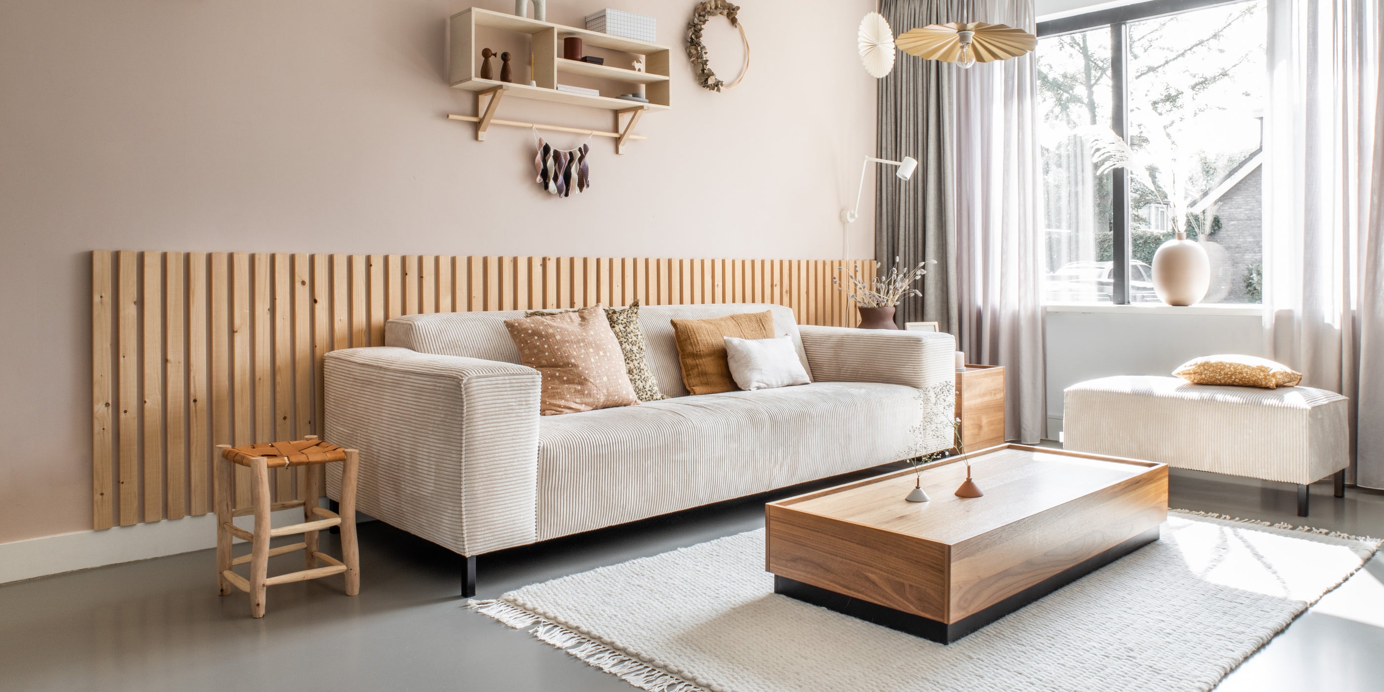 Binnenkijken bij Monique van @missterieur met bank Remus Binnenkijken bij Monique van @missterieur met bank Remus